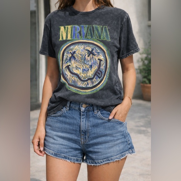 NIRVANA Tops - NIRVANA Smiley Face Brush Stroke Crewneck Graphic T-Shirt Acid Wash Band Tee Med